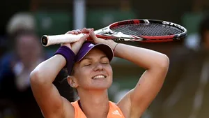 Simona Halep, calificată în sferturi la Shenzhen. Şi-a asigurat poziţia de lider până la Australian Open