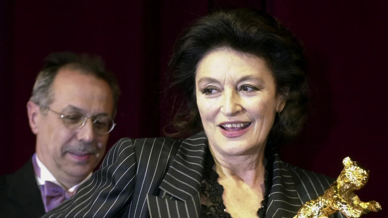 Anouk Aimée, actriţa din „La Dolce Vita” şi „Un bărbat şi o femeie” a murit la vârsta de 92 de ani