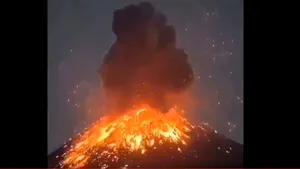 A erupt unul dintre cei mai cunoscuţi vulcani ai lumii 