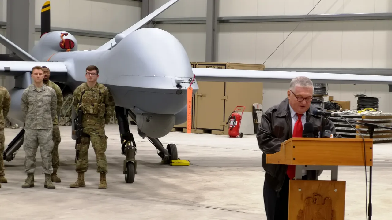 Adrian Zuckerman, la Baza Aeriană Câmpia Turzii: Regiunea României este mai volatilă din cauza agresiunii Rusiei. FOTO