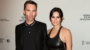 Courteney Cox se va căsători cu Johnny McDaid, chitaristul trupei Snow Patrol