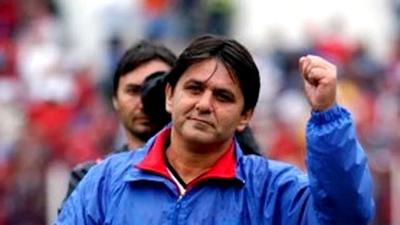 Lăcătuş: Dacă ar fi o listă de antrenori la Steaua, eu aş fi pe la coadă