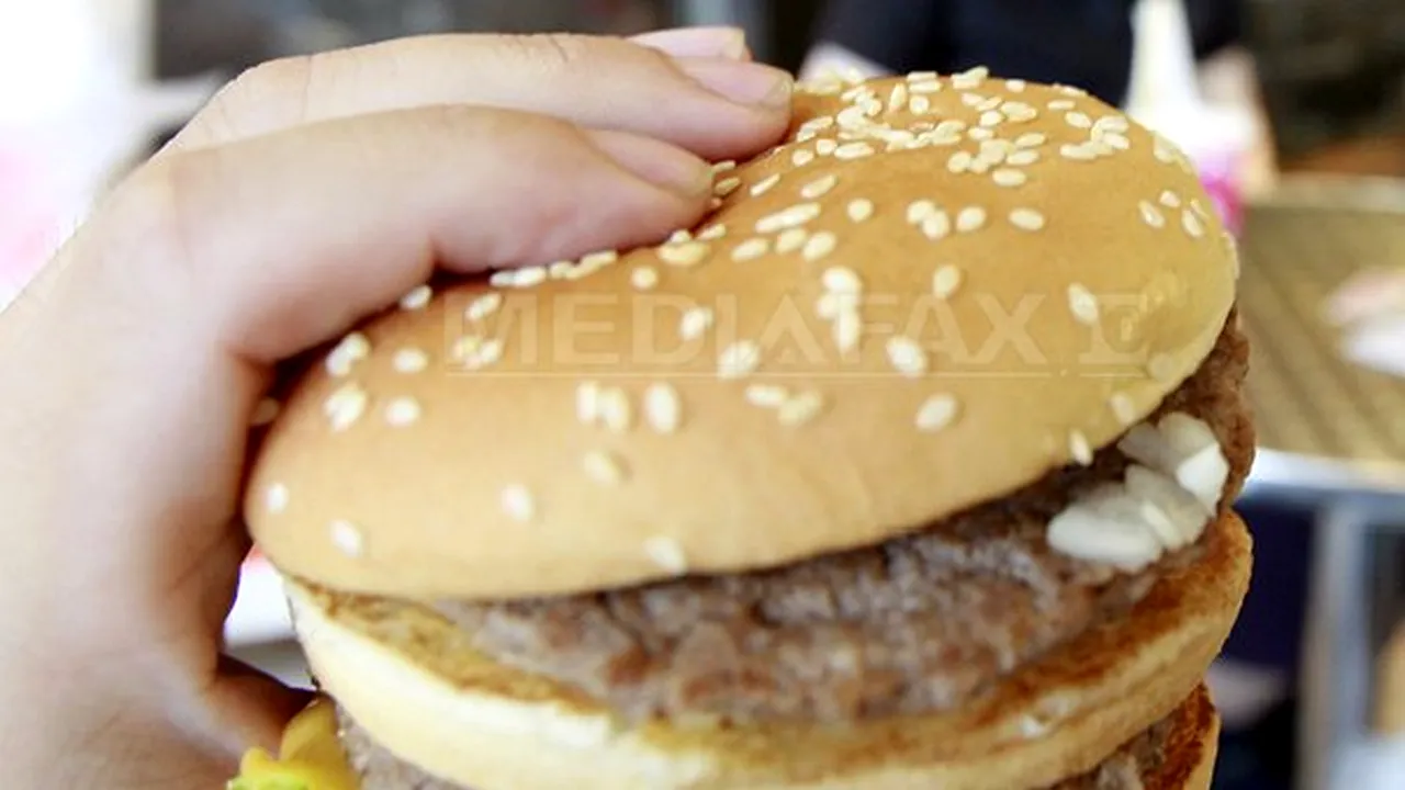 Adevărul despre fast-food: De ce nu se strică hamburgerii de la McDonald's