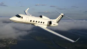 Avionul de pasageri cu probleme tehnice a reuşit să aterizeze de urgenţă în New York