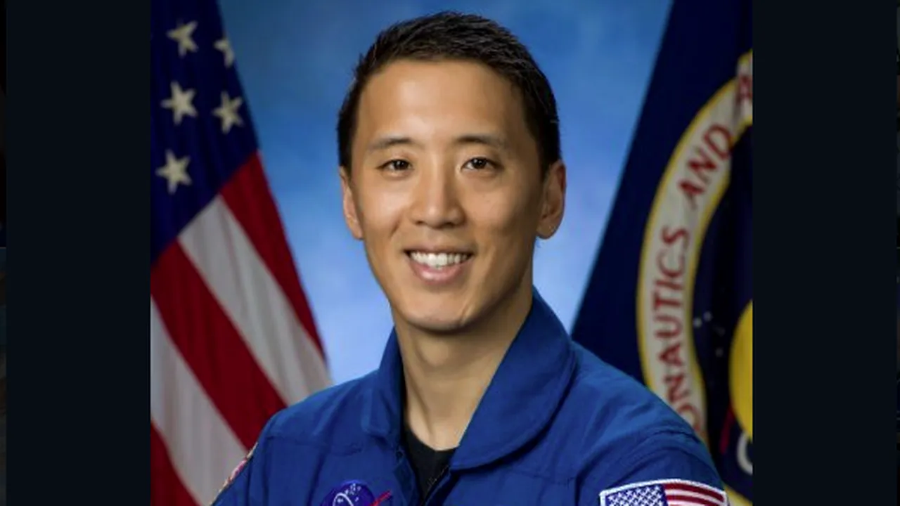 Povestea luptatorului SEAL care a devenit doctor la Harvard şi apoi astronaut NASA