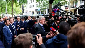 Franţa are un nou guvern condus de Michel Barnier