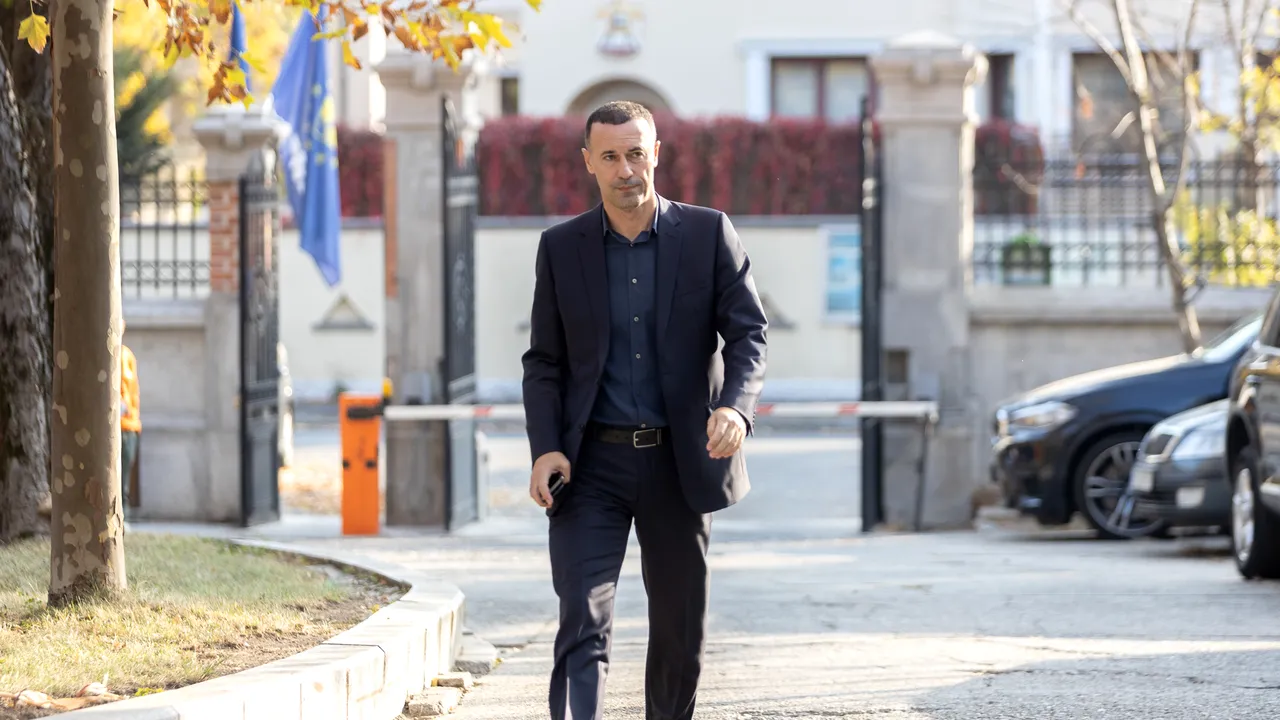 Iulian Dumitrescu rămâne sub control judiciar. Magistraţii Tribunalului Bucureşti au respins plângerea formulată de preşedintele CJ Prahova