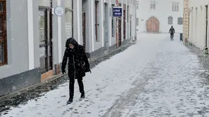 METEO, 10 decembrie. Vremea în România. Ploi, ninsori abundente şi viscol. ANM: Cod galben extins