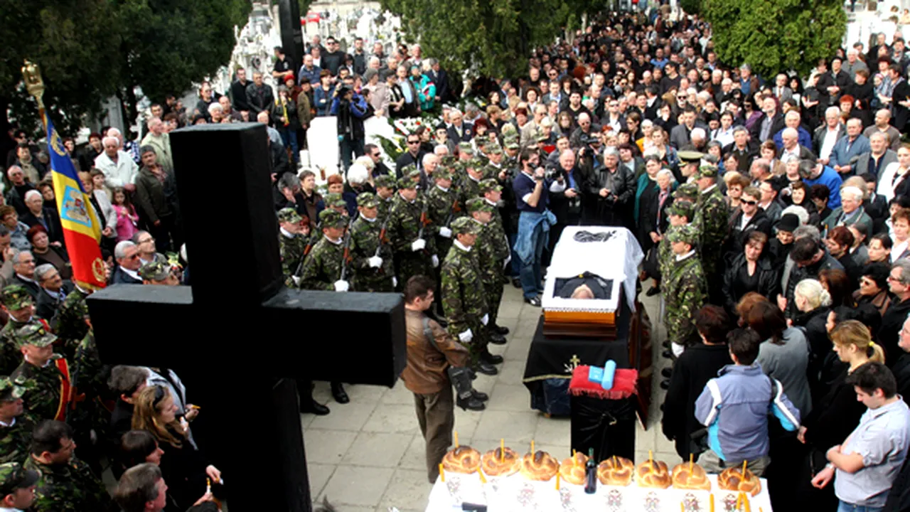Jurnalistul Mile Cărpenişan, înmormântat cu onoruri militare
