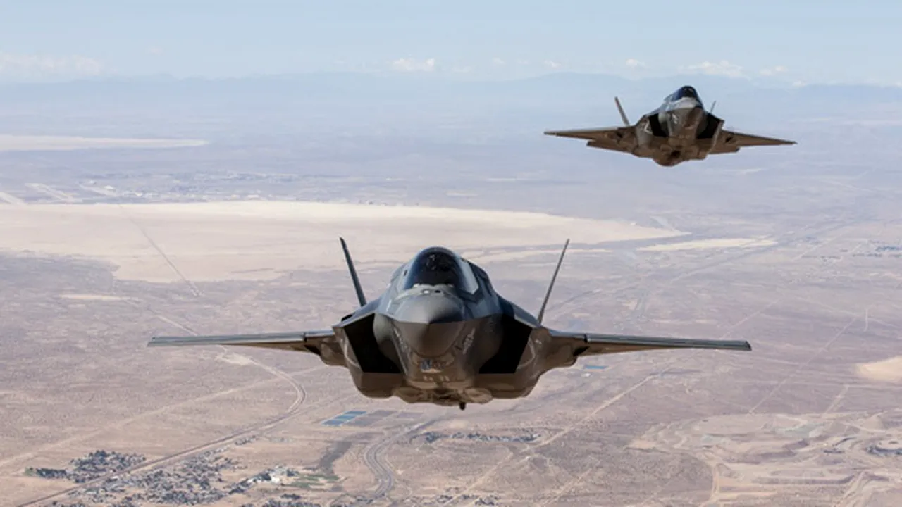 Japonia va achiziţiona alte câteva zeci de avioane F-35 şi echipamente militare pentru a contracara China, Coreea de Nord şi Rusia