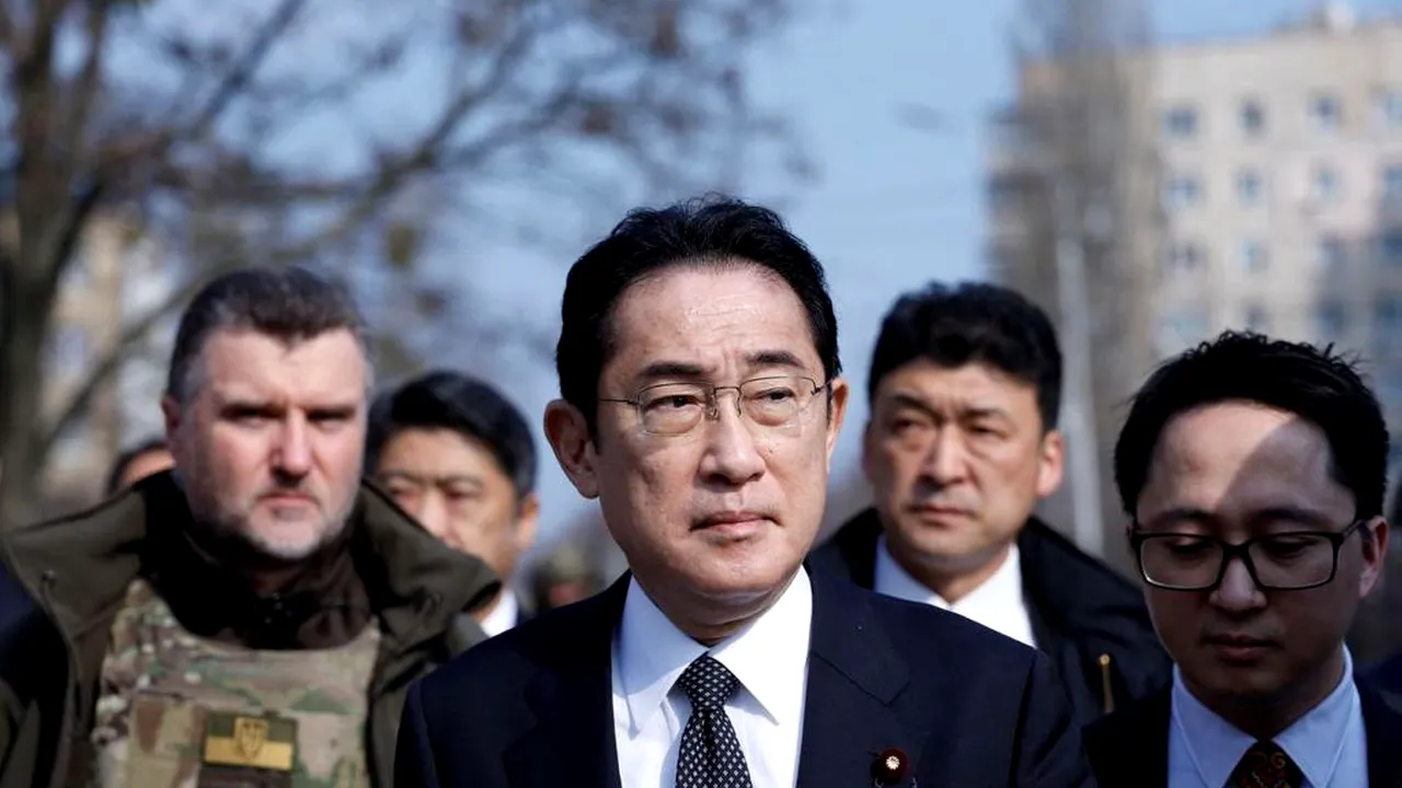 Cele mai mari puteri din Asia arată în ce tabără se află în războiul din Ucraina. Kishida, vizită neanunţată la Kiev, în timp ce Xi e la Moscova
