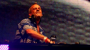 Fatboy Slim revine în România pentru un concert, la vară