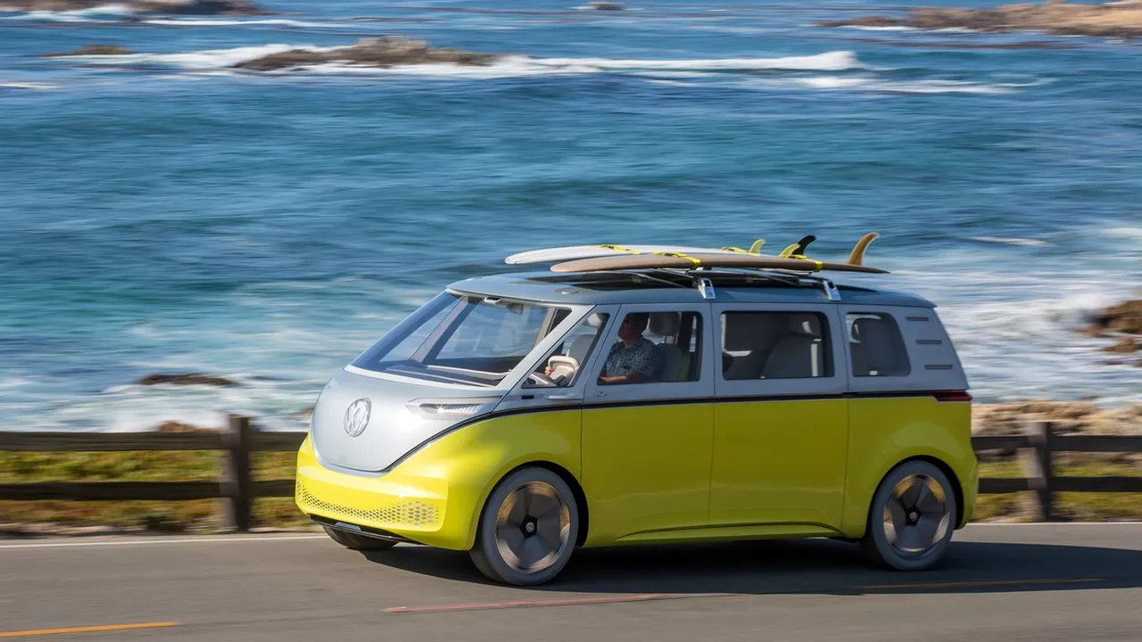 Volkswagen vrea să producă în serie primul monovolum electric din istoria companiei. Când va fi lansat