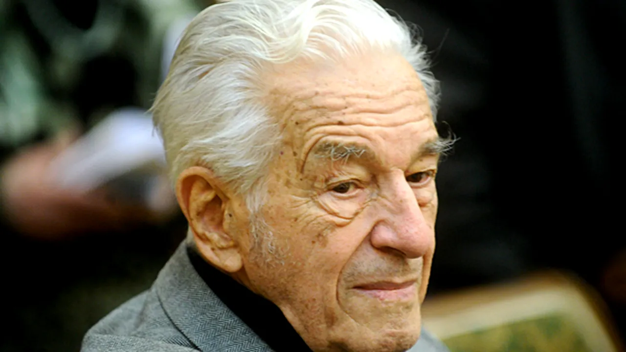 Sergiu Nicolaescu rămâne internat şi duminică la Spitalul Floreasca