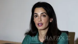 Amal Alamuddin, logodnica lui George Clooney, a sărbătorit viitoarea nuntă printr-o petrecere