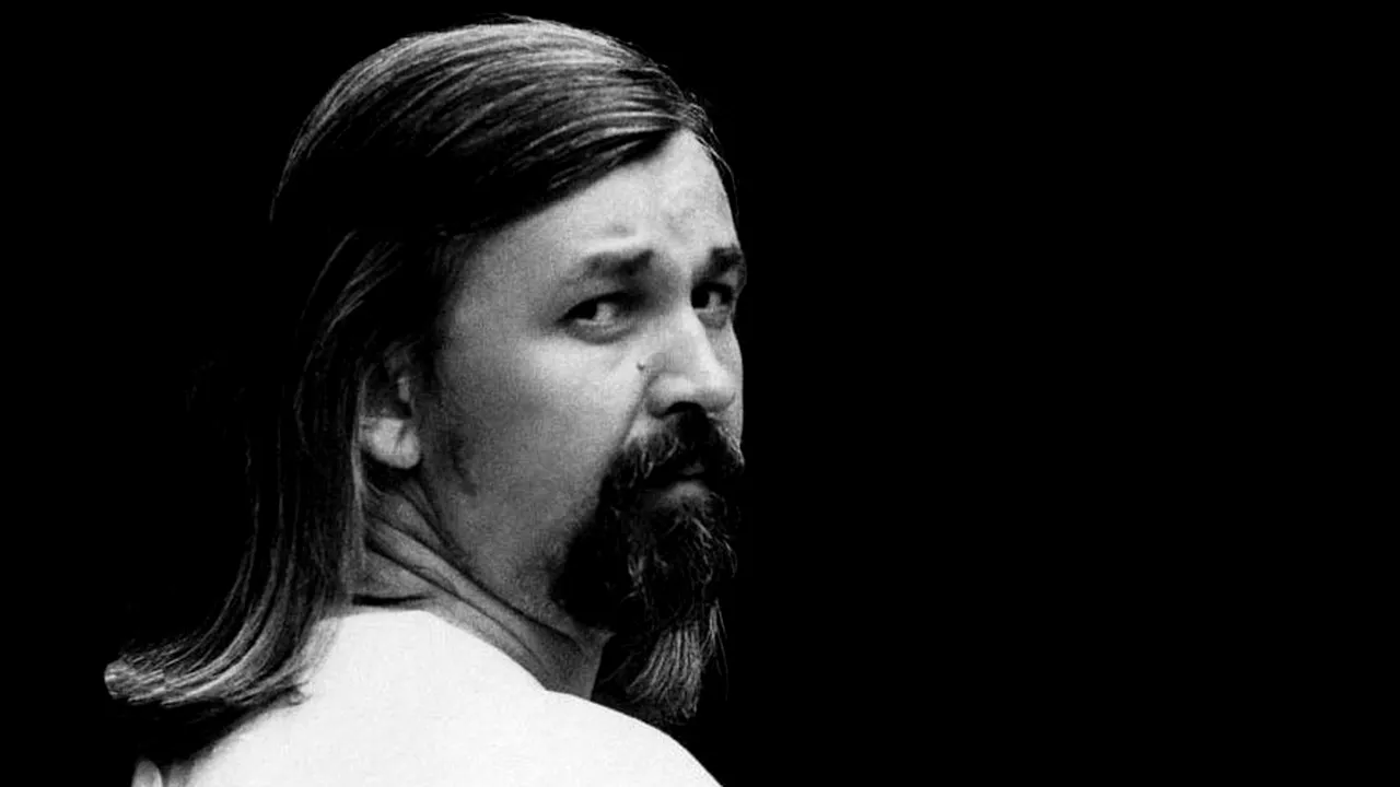 16 decembrie 1989, Timişoara. Un tramvai şi o dorinţă: Jos Ceauşescu!