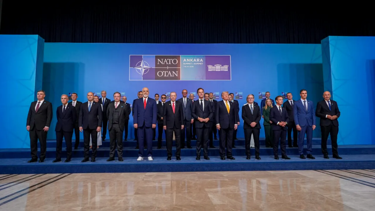 Summitul NATO de la Ankara, ziua a doua | Reuters: Trump le-a spus aliaților că vrea să păstreze SUA în NATO / Ce menționează declarația finală a summitului