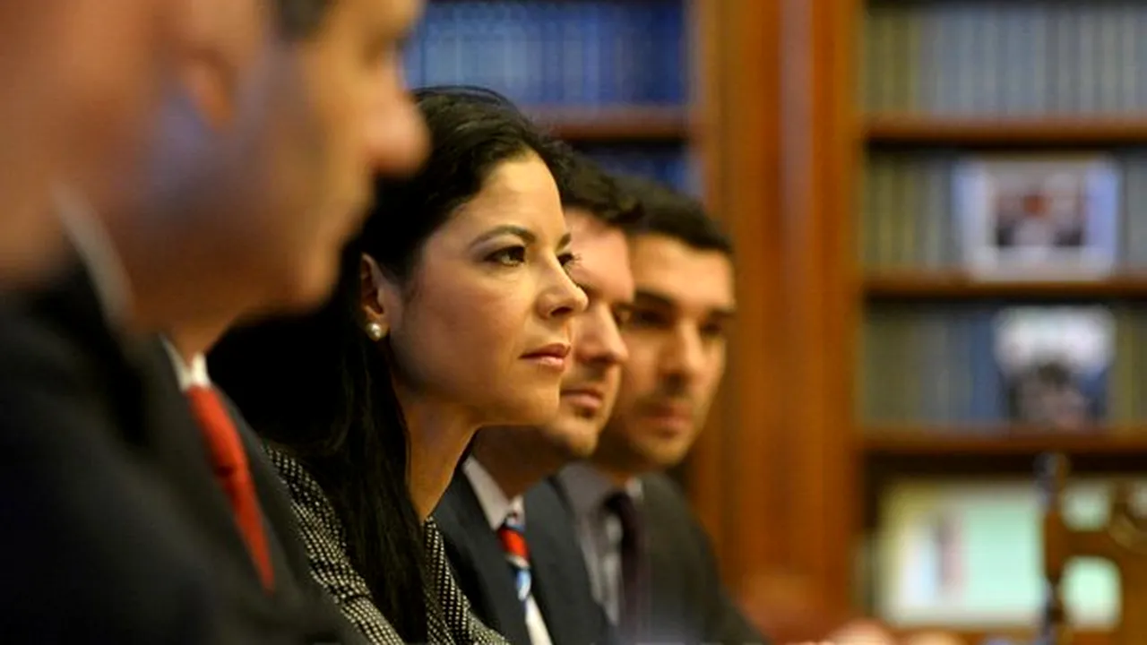 Ministrul interimar al Justiţiei, Ana Birchall, discuţii cu şefii parchetelor şi reprezentanţii magistraţilor