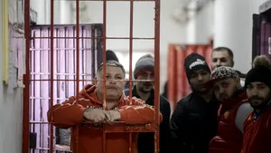 Trei rapoarte despre condiţiile din penitenciare, IGNORATE. „Situaţia a devenit publică doar când politicienii ajunşi în arest preventiv au început să se plângă de condiţii”