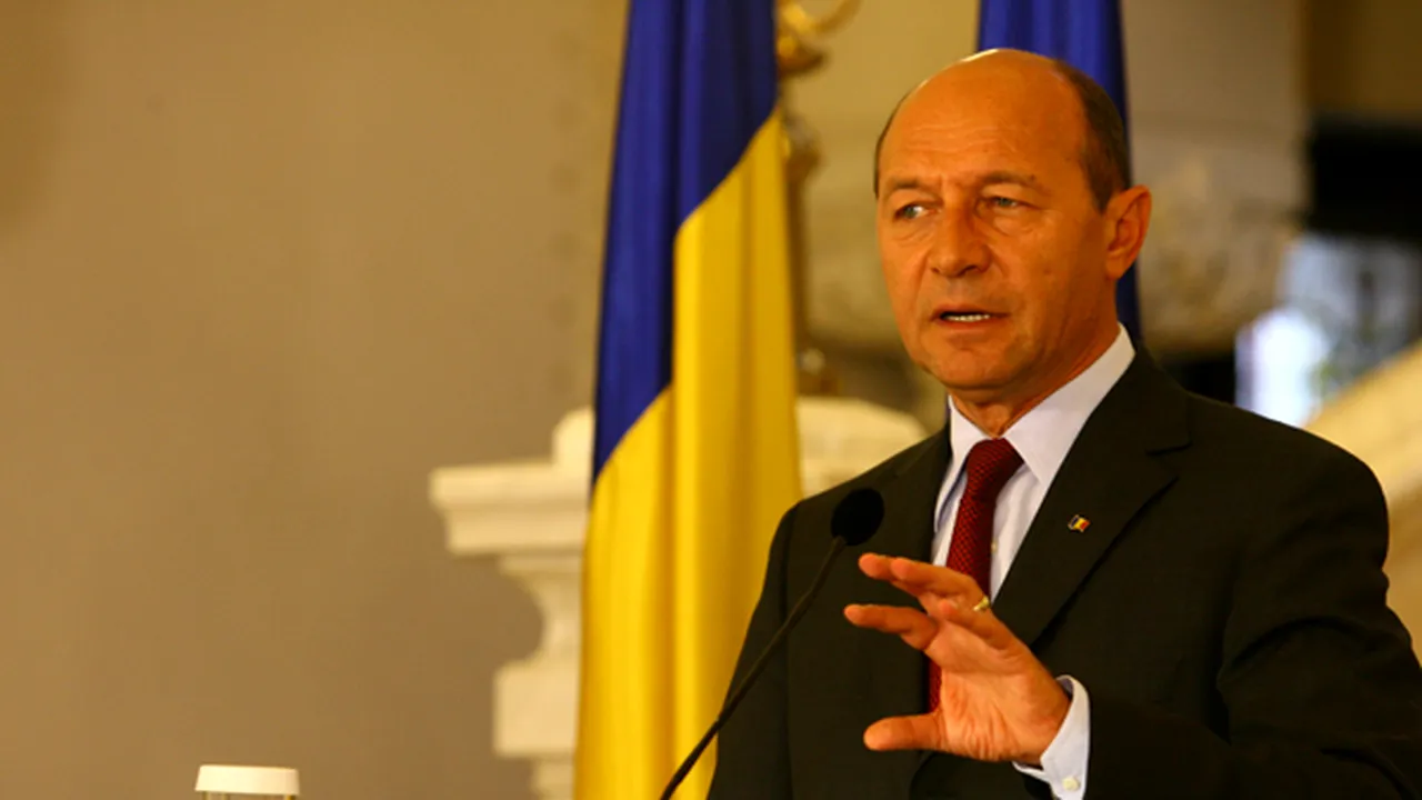 Băsescu: FMI condiţionează revenirea pentru continuarea evaluării de existenţa unui Guvern învestit