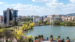 Preţurile apartamentelor vechi, apropiate şi chiar mai mari decât ale celor noi / Oraşul cu cel mai alert ritm de scumpire a locuinţelor