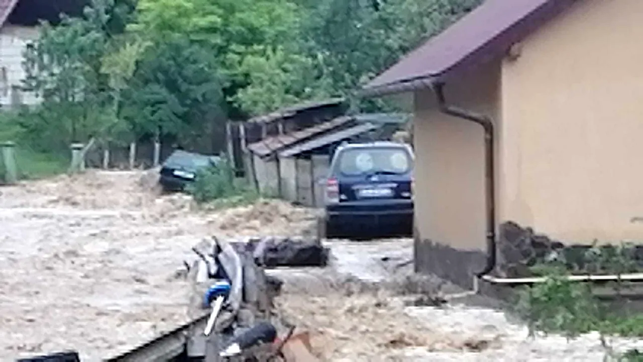 Tabără pentru sinistraţi, construită în Rădăuţi Prut