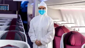 De-a râsu'-plânsu'. Pasageri ai unui avion, testaţi negativ pentru COVID-19 înainte de decolare, iar pozitiv la aterizare 