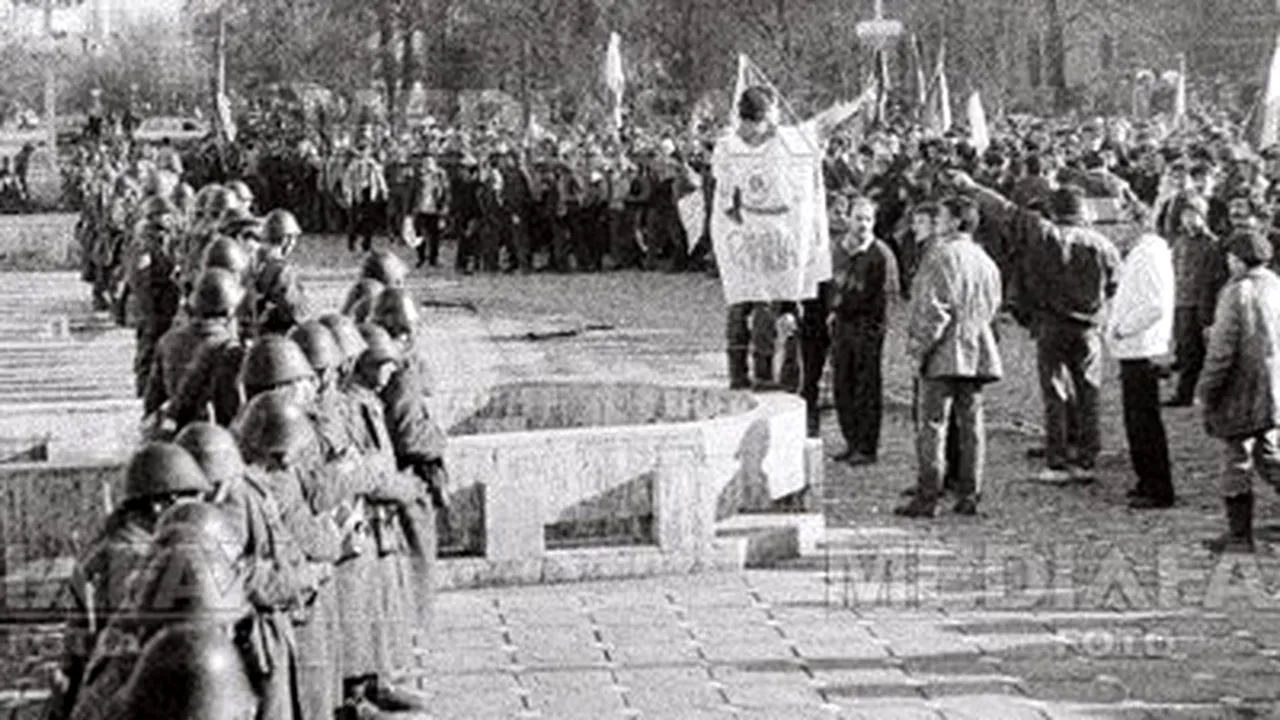 Revoluţionarii discută cu Meleşcanu despre amnistia cadrelor militare