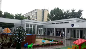 Complex cu servicii pentru copii şi bătrâni, spălătorie socială şi magazin gratuit, în Capitală 