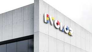 Sarcom, unul dintre cei mai mari producători locali de lacuri şi vopsele, devine EVOLOR şi ţinteşte un volum de business de 98 mil. RON în 2023
