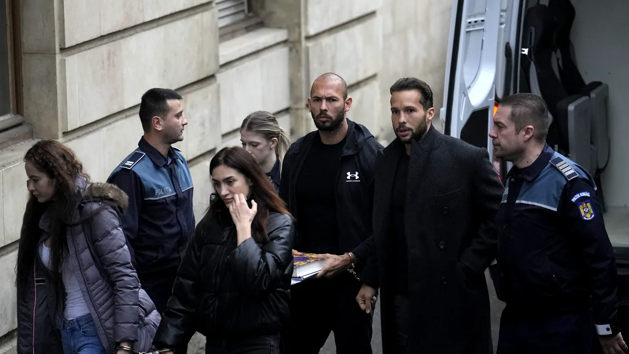 Procesul fraţii Tate: Andrew şi Tristan au ajuns marţi dimineaţă la Curtea de Apel Bucureşti