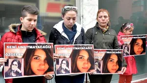 Val de proteste în Turcia, după uciderea unei studente care ar fi rezistat unei tentative de viol - FOTO