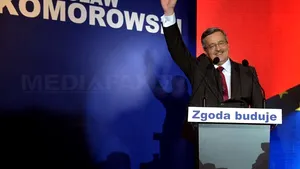 Komorowski obţine 41,54 la sută din voturi, Kaczynski 36,46 la sută - rezultate finale