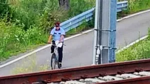 Asociația Pro Infrastructură: Trafic dirijat cu telefonul și bicicleta pe o secțiune de cale ferată