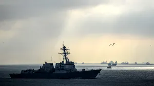 The Guardian: USS Truxtun va continua să efectueze exerciţii comune cu aliaţi din regiune la Marea Neagră