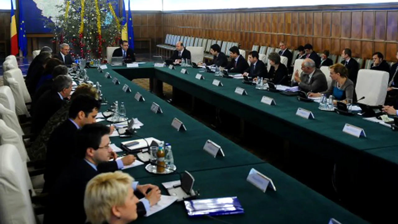 Proiectul de buget pe anul viitor a fost aprobat de Guvern. Ponta spune că scăderile de bugete se explică prin reducerea CAS şi plata titlurilor executorii