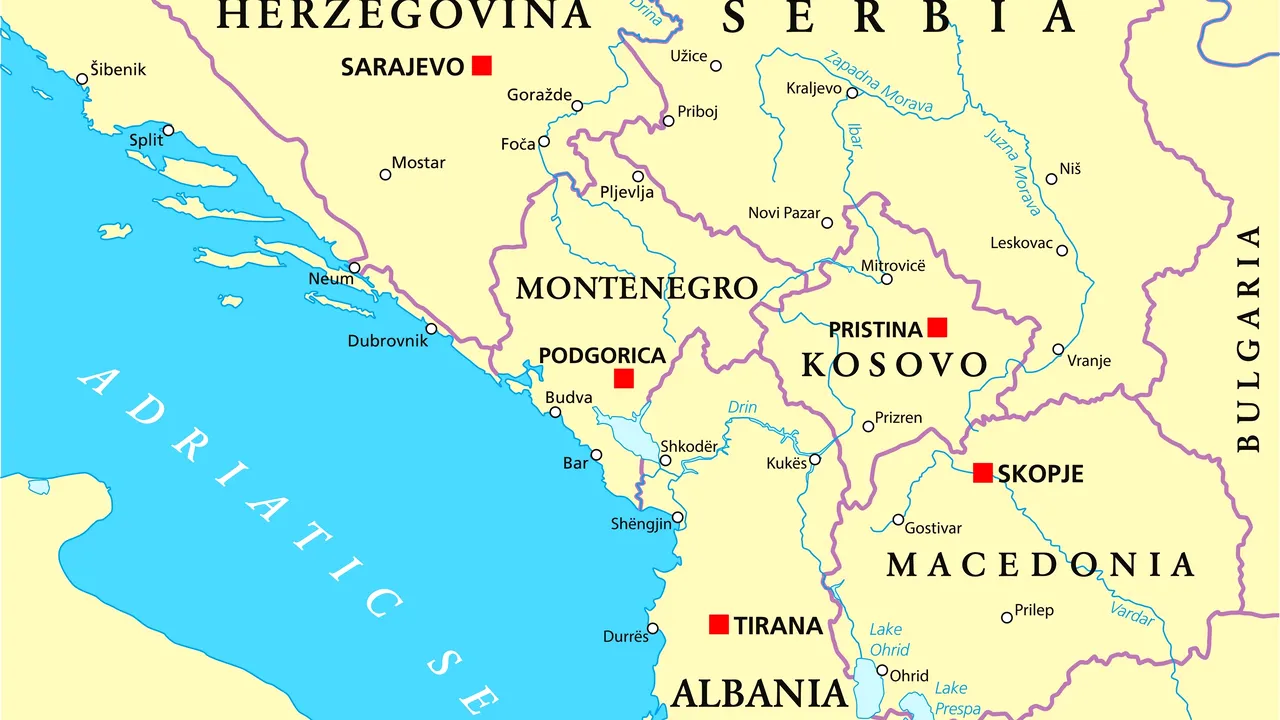 Înarmarea Serbiei ridică semne de îngrijorare în Occident. În secret, Belgradul a primit din China un sofisticat sistem antiaerian