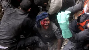Şeful ONU, îngrozit de atacul israelian asupra unui convoi de ambulanţe / „Imaginile cu cadavrele împrăştiate pe stradă în faţa spitalului sunt sfâşietoare”