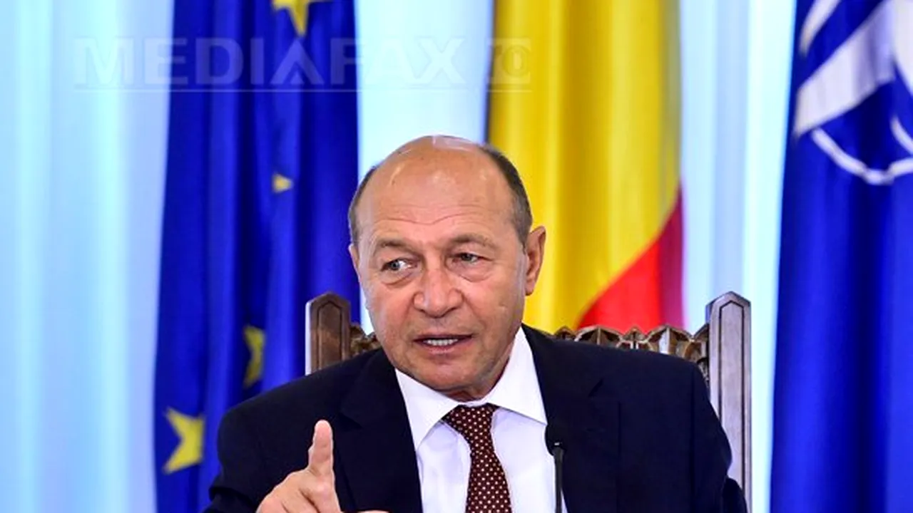 Băsescu: În message-box-ul USL numele meu apare de 25 de ori