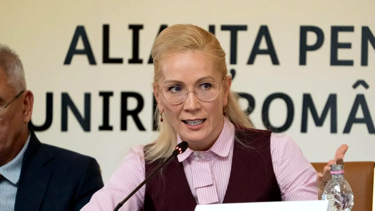 „Nu mai negociați cu românii” | AUR cere aplicarea referendumului pentru 300 de parlamentari și critică dur programul Mureșan