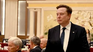 FT: Musk permite folosirea Starlink în atacuri aeriene ucrainene împotriva Rusiei