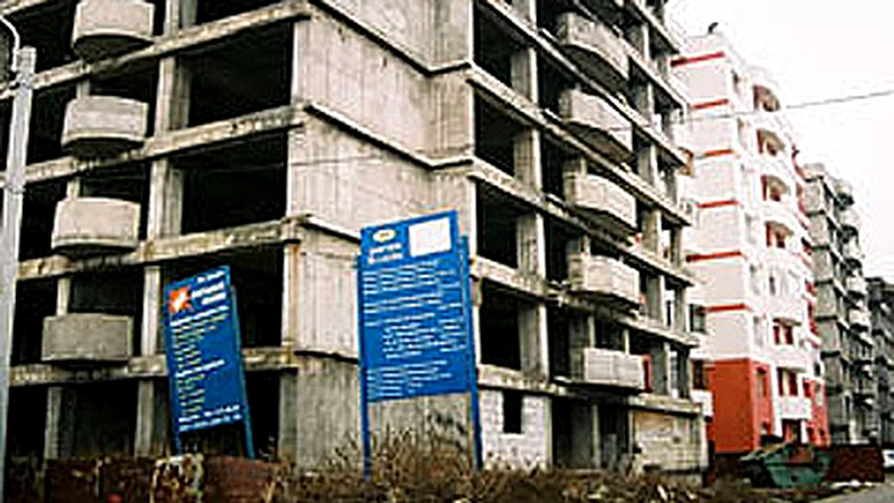 Se construieşte mai puţin în toată ţara: numărul autorizaţiilor pentru clădiri rezidenţiale s-a redus în primele 7 luni 