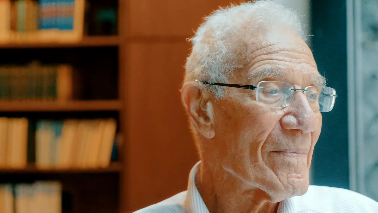 Economistul Robert Solow, laureat al Premiului Nobel, a murit la 99 de ani