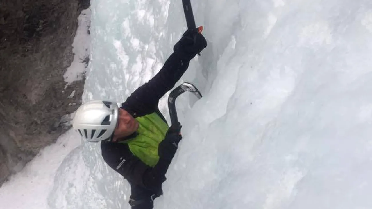 FOTO Alpinistul Horia Colibăşanu vrea să urce vârful Everest fără oxigen suplimentar şi fără şerpaşi