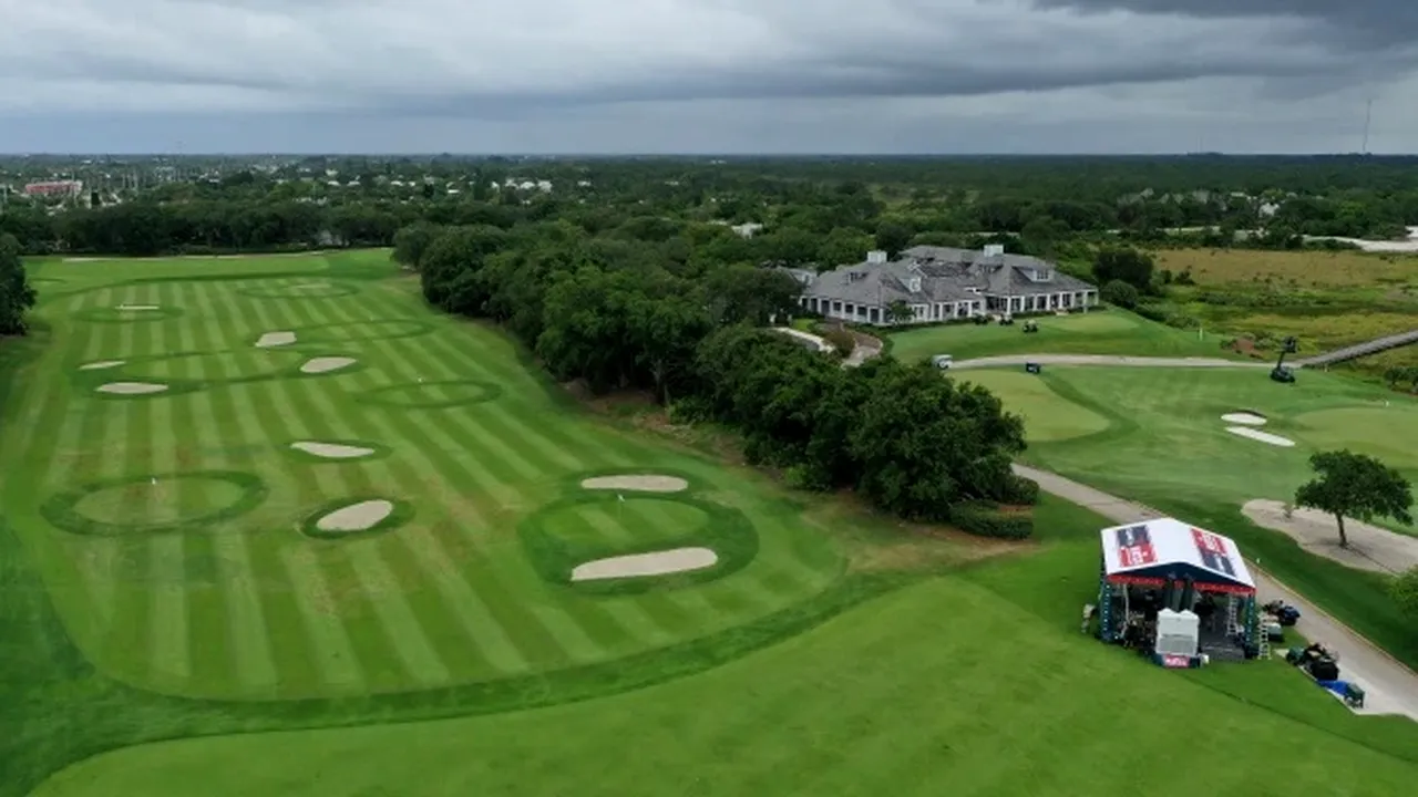 Numărul 1 mondial la golf, reţinut de poliţie înainte de runda a doua a PGA Championship