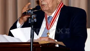 Scriitorul turc Yaşar Kemal a murit la vârsta de 91 de ani