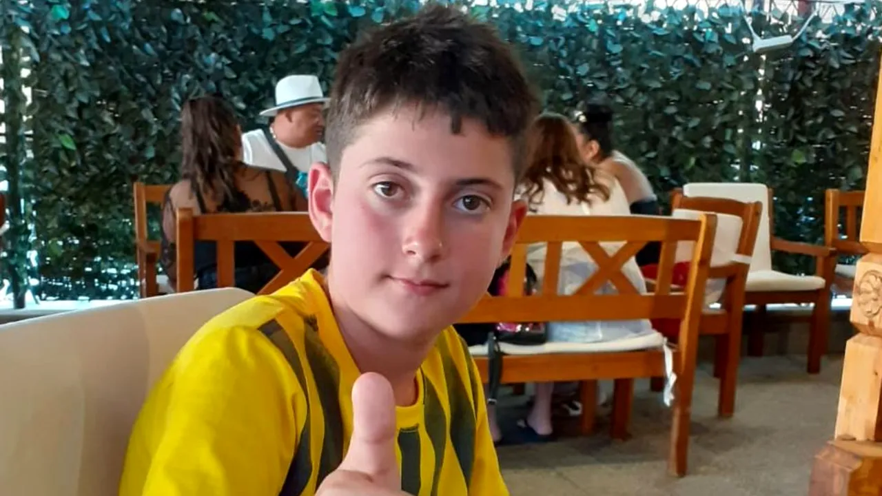 Copilul de 10 ani pierdut pe o plajă din Mamaia a fost găsit