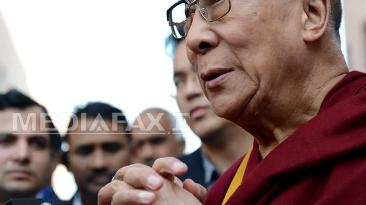 Dalai Lama nu va participa la funeraliile lui Nelson Mandela