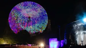 Cel mai mare radiotelescop din Marea Britanie va transmite un spectacol de sunet şi imagini din spaţiu