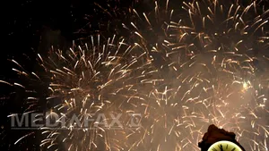 Peste 60.000 de oameni au petrecut în stradă în noaptea de Revelion în Capitală